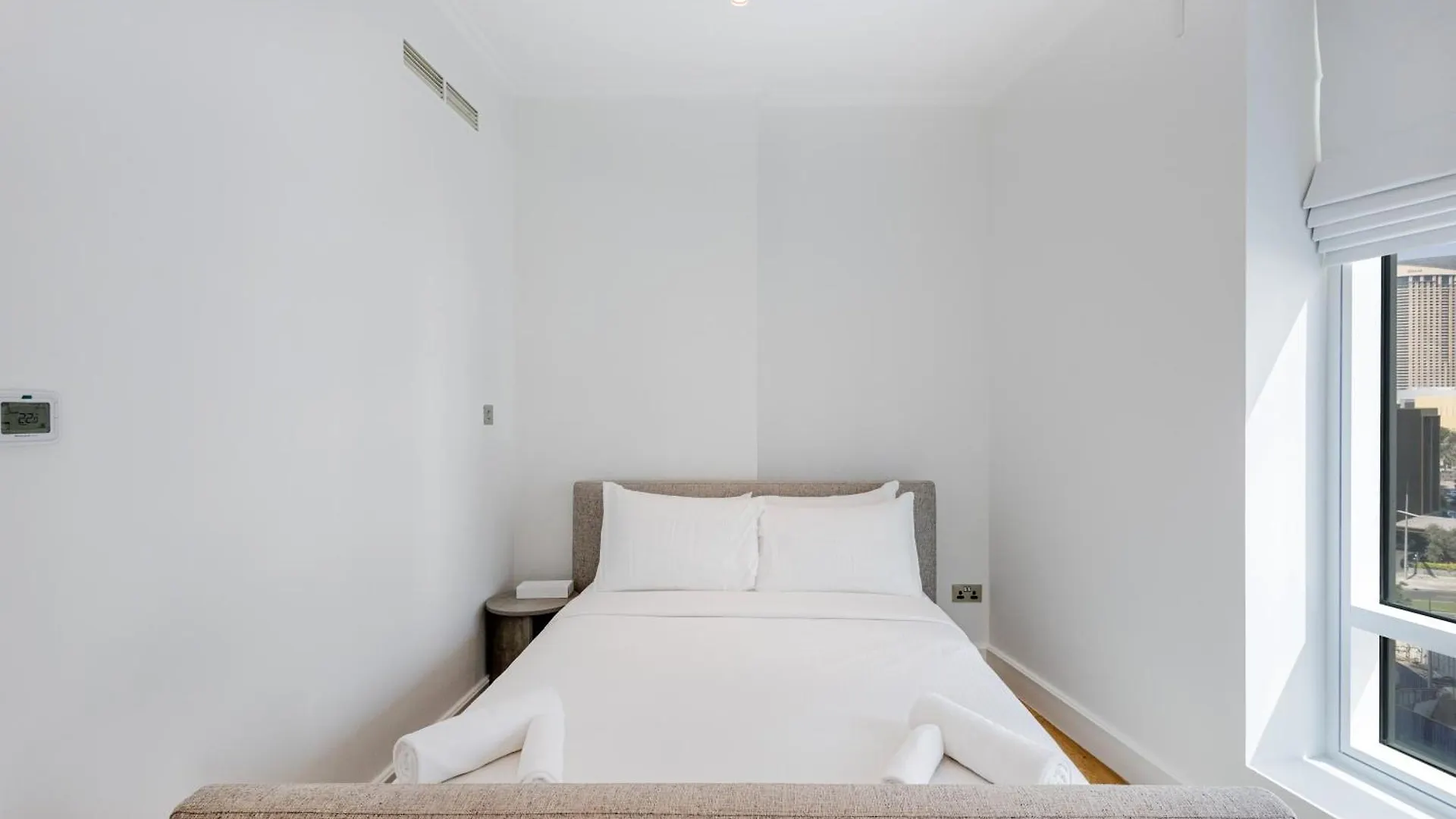 Stylish & Upgraded 2Br Apartment Near Dubai Mall - Allsopp & Allsopp 0*,  United Arab Emirates